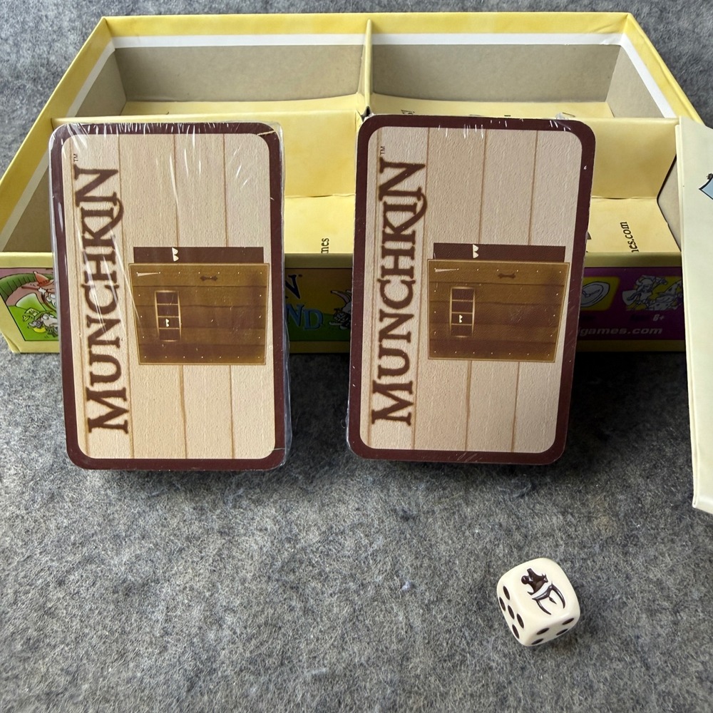 Munchkin Sealed Cards Steve Jackson Games Core Set Dice Rules Box NO BOARD/TILES